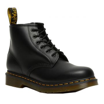 Dr martens boots without clearance yellow stitching