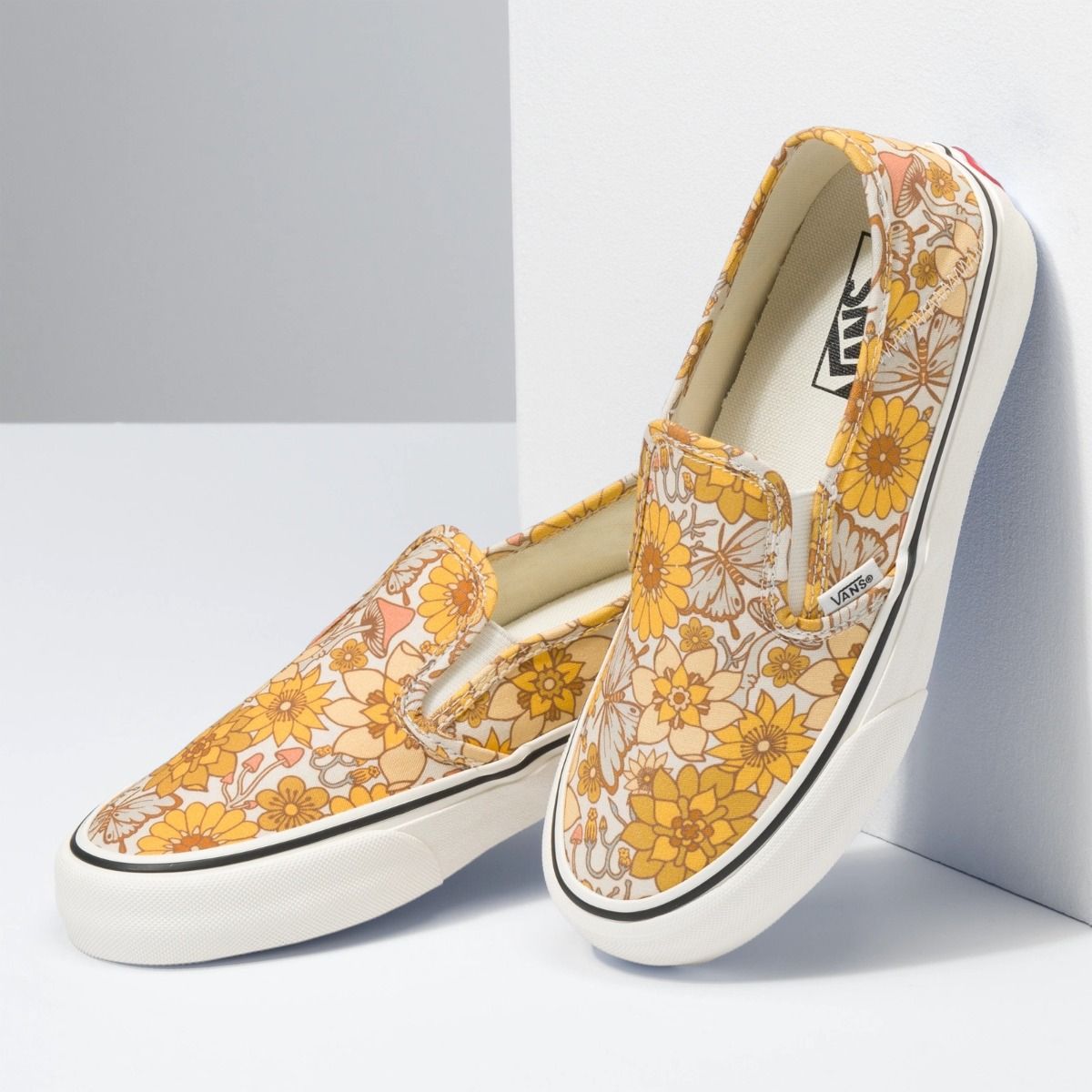 vans trippy floral slip ons