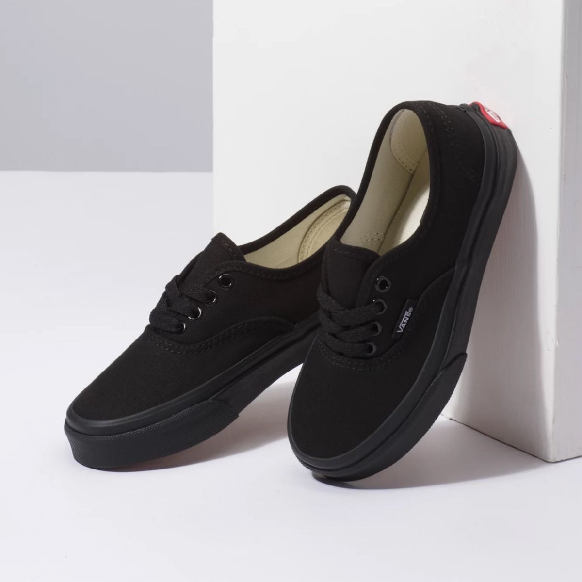 Boys leather outlet vans