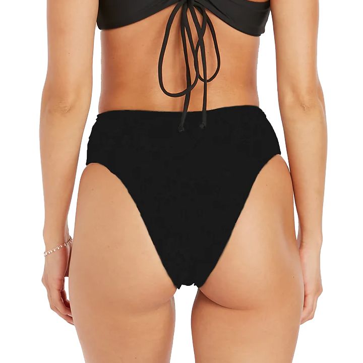 Simply Seamless Scoop Bikini Top - Black – Volcom Canada
