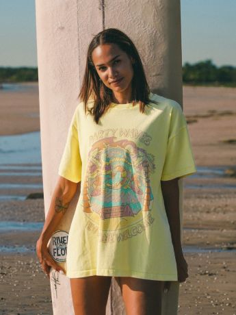 Notice The Reckless Party Wave Oversized Tee